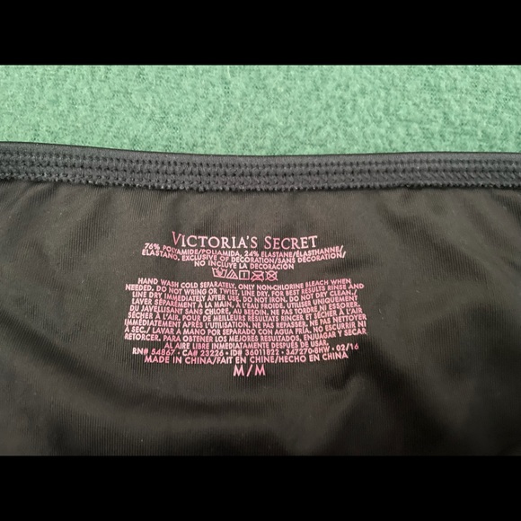 Victoria’s Secret Bikini Swim Bottoms - Picture 13 of 13